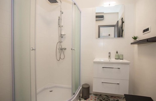 Spadici Apartment | Exceptional Caprice Studio Apartment - Guest Rated 10/10