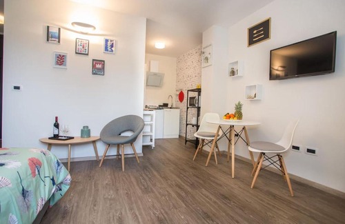 Spadici Apartment | Exceptional Caprice Studio Apartment - Guest Rated 10/10