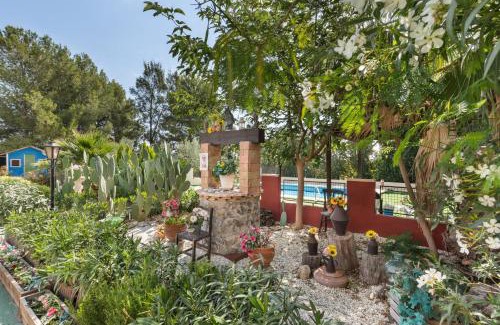 Cieza Villa | Discover Capricho: Pet-Friendly Retreat with Pool Access