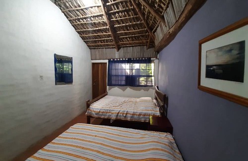 Barra de Santiago Hotel | Enjoy Capricho Beach House: A 4-Star Coastal Retreat