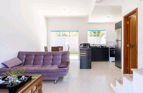 Jardim Capricornio House | Inviting Capricorn Beach Sunrise with Oceanfront Views