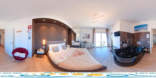 Municipio 2 House | Comforting Capruzzi Guest House with Hot Tub & Breakfast