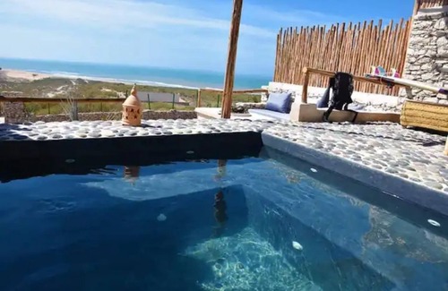 Essaouira Cottage | Beachfront CapSimBay Cabin with Private Pool & Ocean Views