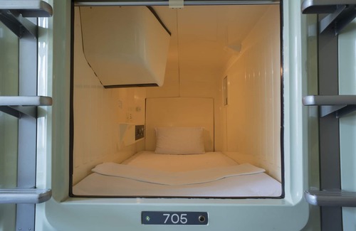 Shibadaimon Hotel | Comfortable Stay at Capsule Inn Hamamatsucho with Breakfast