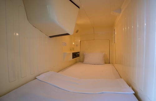 Shibadaimon Hotel | Comfortable Stay at Capsule Inn Hamamatsucho with Breakfast