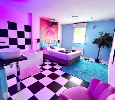 Lievin Apartment | Experience Capsule Miami Vice: Fun Amenities & Relaxing Spa