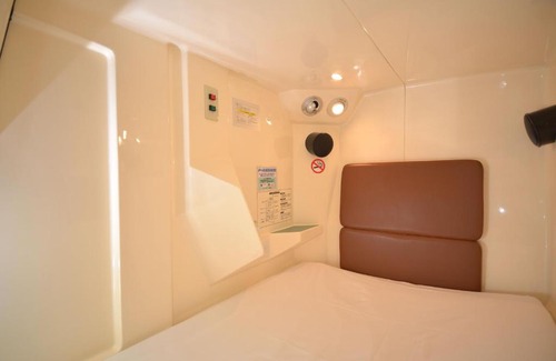 Nishishinsaibashi Hotel | Relax at Capsule&Spa Grand Sauna Shinsaibashi with Hot Tub