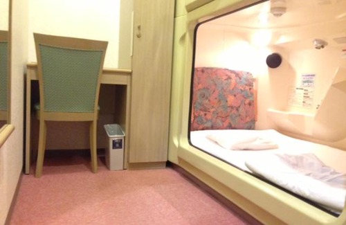 Nishishinsaibashi Hotel | Relax at Capsule&Spa Grand Sauna Shinsaibashi with Hot Tub