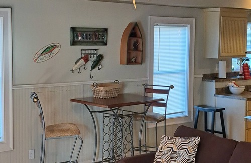 Wedowee House | Experience Captain Bob's Lake House: Pet-Friendly Retreat