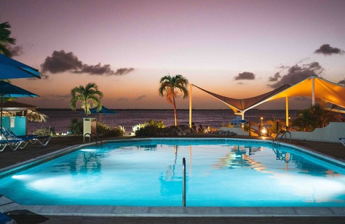Hato Resort | Captain Don's Habitat