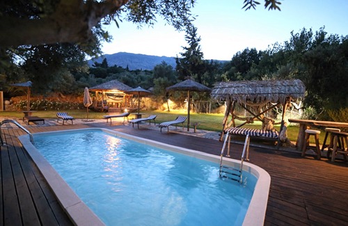 Armenistis House | Family-Friendly Getaway at Captain Ikaros with Pool & Breakfast