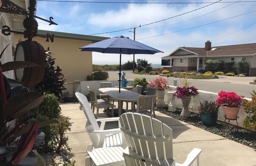 Morro Bay Cottage | Discover Captain Java's Cottage with Ocean View & Pool