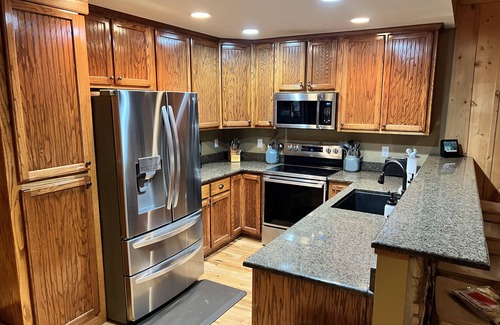 Cub Run House | Unforgettable Stay at Captain's Cove on Nolin Lake