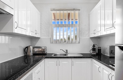 Glenelg South Apartment | Convenient Stay at Captain's In Glenelg, Steps from the Beach