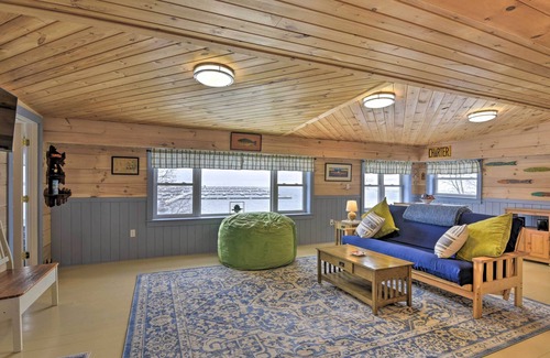 St. Albans Apartment | Experience 'Captain's Quarters' at St Albans Bay Marina