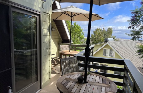 Waimea Cottage | Ocean View Escape at Captain's Quarters Cottage - Rated 9.8