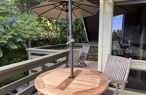 Waimea Cottage | Ocean View Escape at Captain's Quarters Cottage - Rated 9.8