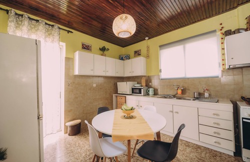 Katakolo House | Captain's Spacious House Near The Beach