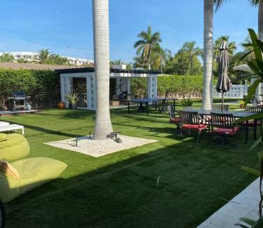 Siesta Key Hotel | Seaside Retreat at Captiva Beach Resort with Private Access