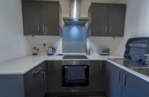 Merthyr Tydfil Apartment | Inviting 1-Bed Apartment in Merthyr Tydfil with Kitchen