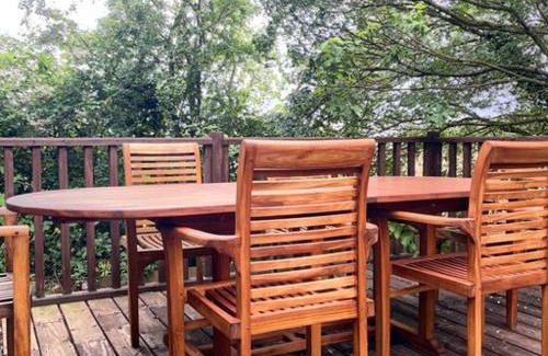 Brinkley House | Enchanting 1-Bed Cabin Getaway in Newmarket