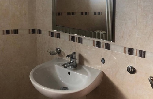 Kosharitsa Apartment | Inviting 1 Bedroom Haven at Bay View Villas for Families
