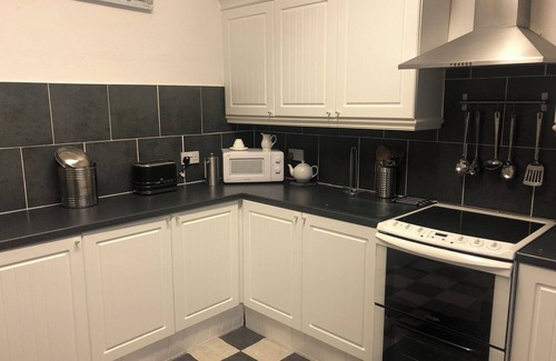 Rothesay Apartment | Pet-Friendly 2-Bed Apartment in Isle of Bute Awaits You