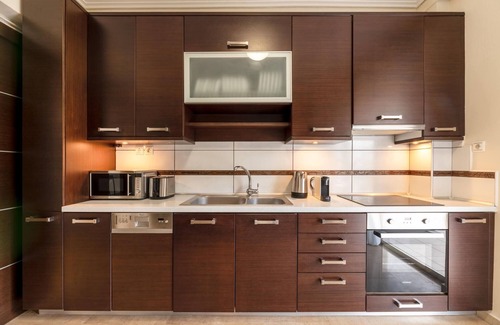 Chalandri Apartment | Inviting 2BR Apartment with Kitchen & Breakfast in Chalandri