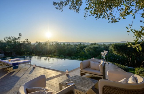 Tragana Villa | Elegant 5-Bedroom Villa Near Navarino Dunes Golf Course