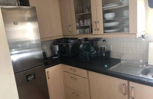 Copthorne Apartment | Inviting Apartment in Copthorne, Close to Gatwick Airport