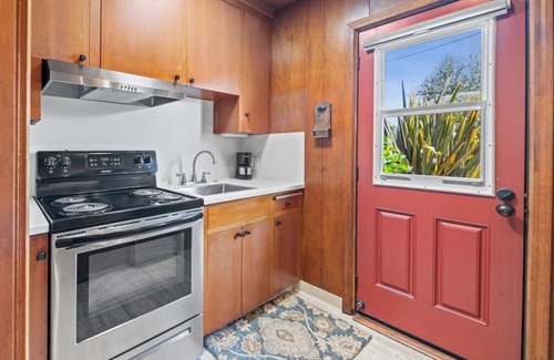 Moss Landing House | Experience Capurro Ranch: Oceanfront Retreat with Cottage