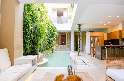 Cartagena Walled City Villa | Discover a Splendid House in Cartagena's Historic Center