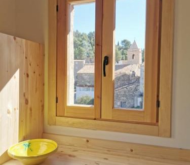Castillo de Villamalefa House | Guest Rated 9.2: Pet & Child-Friendly Casa Rural-Castillo