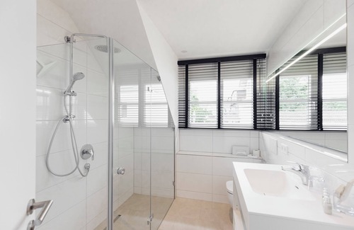 Wasserburg Hotel | Discover Caraleon: Family-Friendly Oasis with Spa & Pool