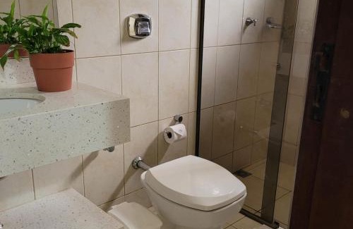 Sorriso House | Top-Rated Hostlohn: Family-Friendly with Inviting Pool