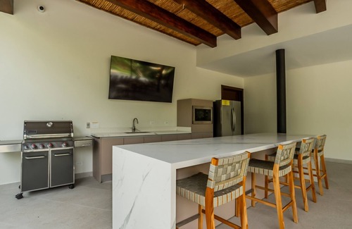 Cabo Velas Condo | Elegant Carao T5-2 Apartment with Pool & Spa - Reserva Conchal