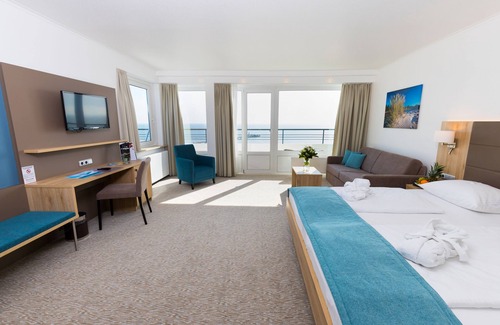 Groemitz Hotel | Premier Carat Golf & Sporthotel with Pool and Spa Access