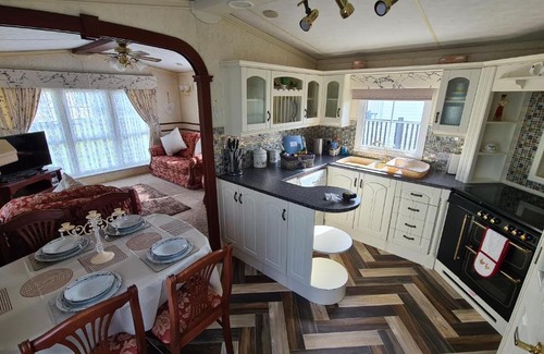 Ingoldmells Resort | Ocean View Caravan with Breakfast - Guest Rated 10/10