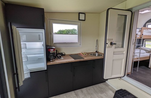 Midlum House | Oceanfront Caravan for 5 Guests at Wurster North Sea Coast