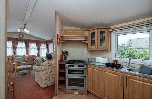 Bangor Cottage | Pet-Friendly Caravan @ Ysgubor - Perfect for Family Getaways