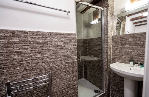 Loughborough House | Discover Caravelli: Family-Friendly with Delicious Dining