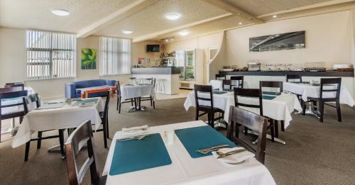 Taree Hotel | Inviting Caravilla Motor Inn: Family-Friendly with Pool Access