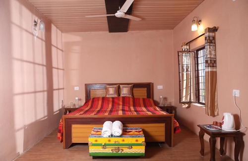 Sirmour House | Pet-Friendly Carbery Acres: 10/10 Guest Rated Retreat