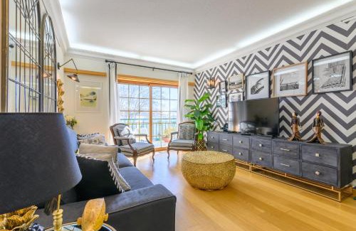 Carcavelos Apartment | Relax at Carcavelos Beach with Oceanfront Views