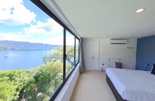 Coatepeque Hotel | Enjoy Ocean Views at Cardedeu Hotel Lago de Coatepeque
