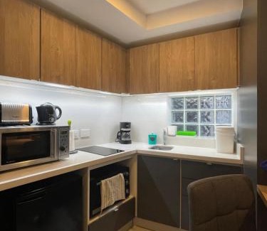 Centro Apartment | Budget-Friendly Cardinal Suites - Ideal for Pets & Parks