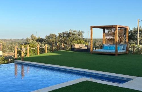 Santa Margarida da Serra House | Escape to Cardos Villa: Oceanfront Relaxation Awaits