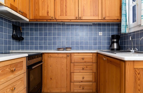 Kastraki House | Family-Friendly Care Naxos Home Steps from Kastraki Beach