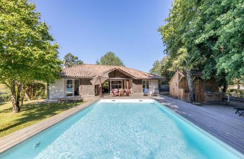 Moliets-et-Maa House | Escape to Care Villa T4: Poolside Bliss & Ocean Views