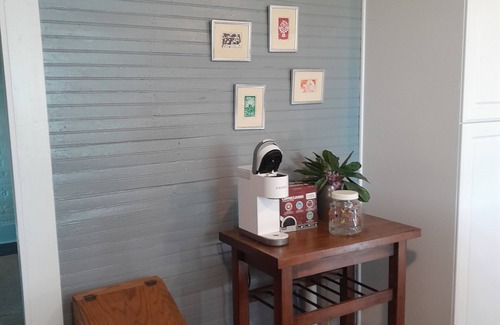 Dixon Springs Cottage | Caretaker cottage with 1 bedroom and WiFi, AC in delightful Dixon Springs